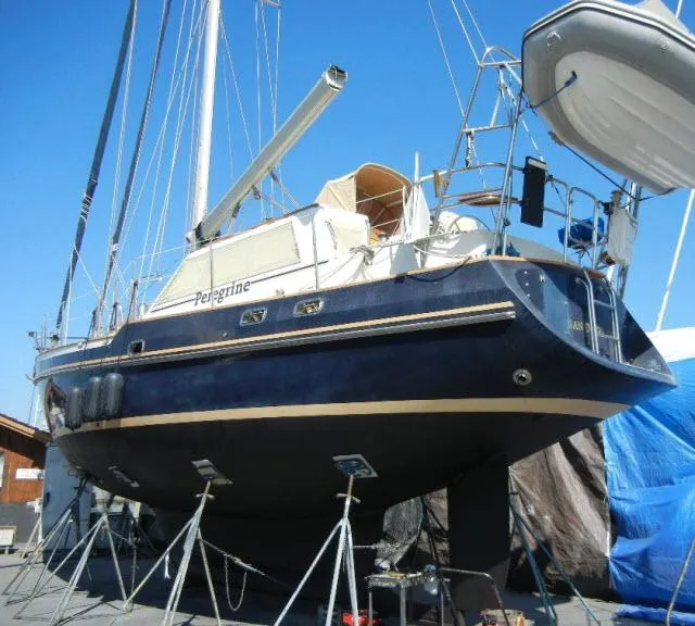 Slide: The Image of Tayana 460 Vancouver Pilothouse 2002 - 90