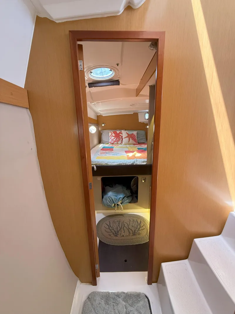 Slide: The Image of Fountaine Pajot Mahe 36 Evolution - Owner's Version 2014 - 106