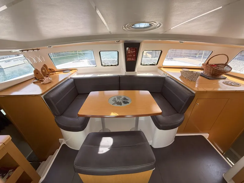 Slide: The Image of Fountaine Pajot Mahe 36 Evolution - Owner's Version 2014 - 66