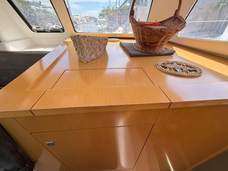 Slide: The Image of Fountaine Pajot Mahe 36 Evolution - Owner's Version 2014 - 77