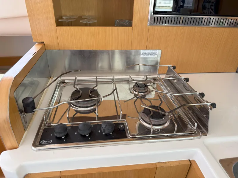 Slide: The Image of Fountaine Pajot Mahe 36 Evolution - Owner's Version 2014 - 83