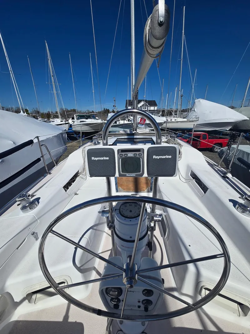 Slide: The Image of Catalina 28 MkII 1997 - 37