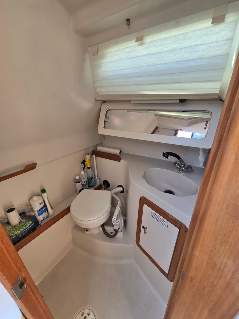 Slide: The Image of Catalina 28 MkII 1997 - 42