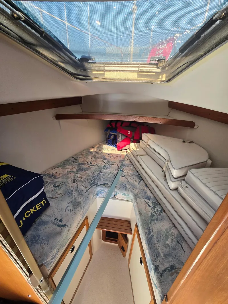 Slide: The Image of Catalina 28 MkII 1997 - 43