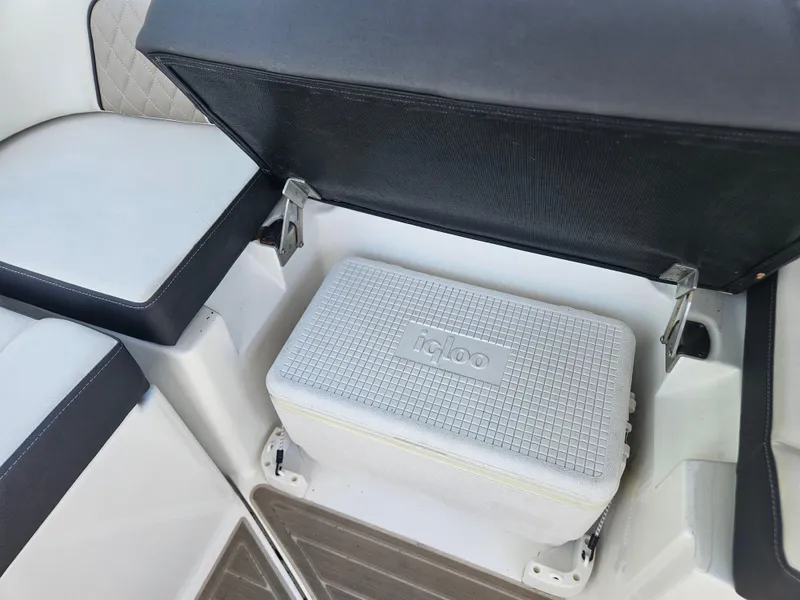 Slide: The Image of Monterey M-65 2023 - 18