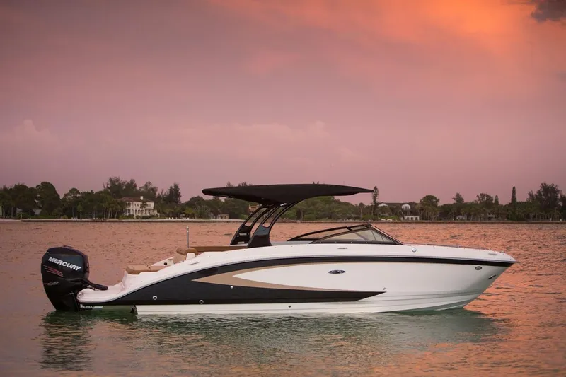 Slide: The Image of Sea Ray 270 Sundeck Outboard 2016 - 1