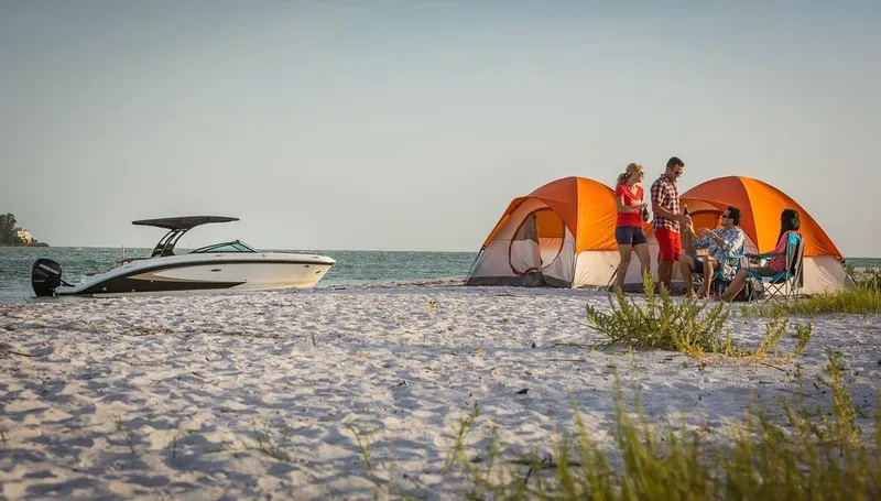 Slide: The Image of Sea Ray 270 Sundeck Outboard 2016 - 12