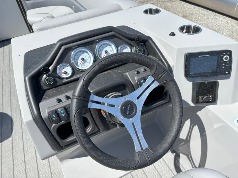 Slide: The Image of Bentley Pontoons Legacy 223 Cruise 2025 - 18