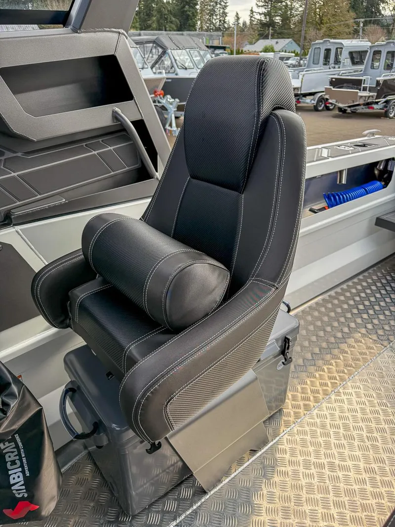 Slide: The Image of Stabi-Craft 1850 SuperCab 2025 - 11