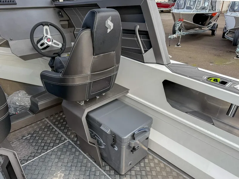 Slide: The Image of Stabi-Craft 1850 SuperCab 2025 - 14