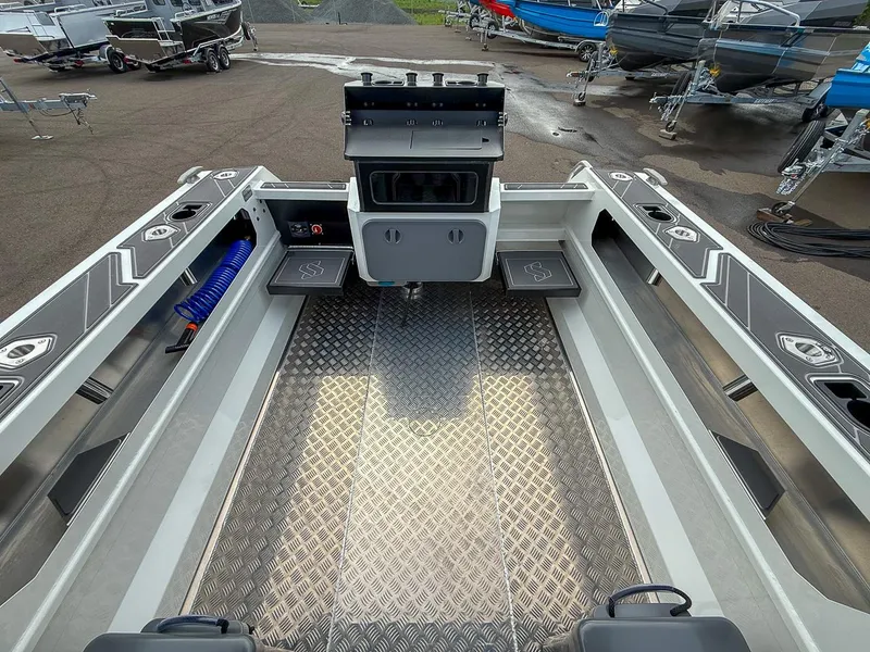 Slide: The Image of Stabi-Craft 1850 SuperCab 2025 - 16