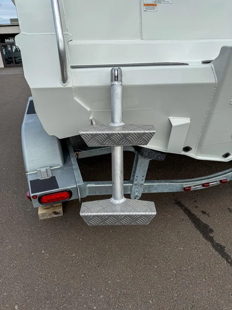 Slide: The Image of Stabi-Craft 1850 SuperCab 2025 - 19