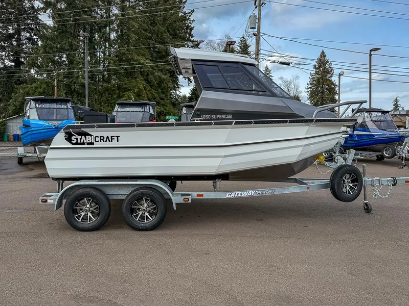 Slide: The Image of Stabi-Craft 1850 SuperCab 2025 - 2