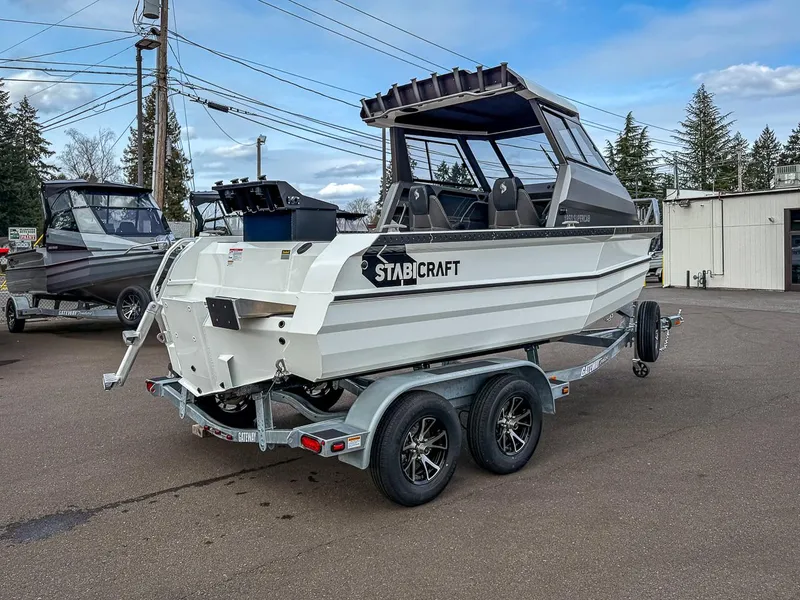 Slide: The Image of Stabi-Craft 1850 SuperCab 2025 - 3