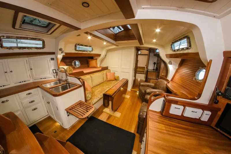 Slide: The Image of Pacific Seacraft SouthSea 2024 - 5