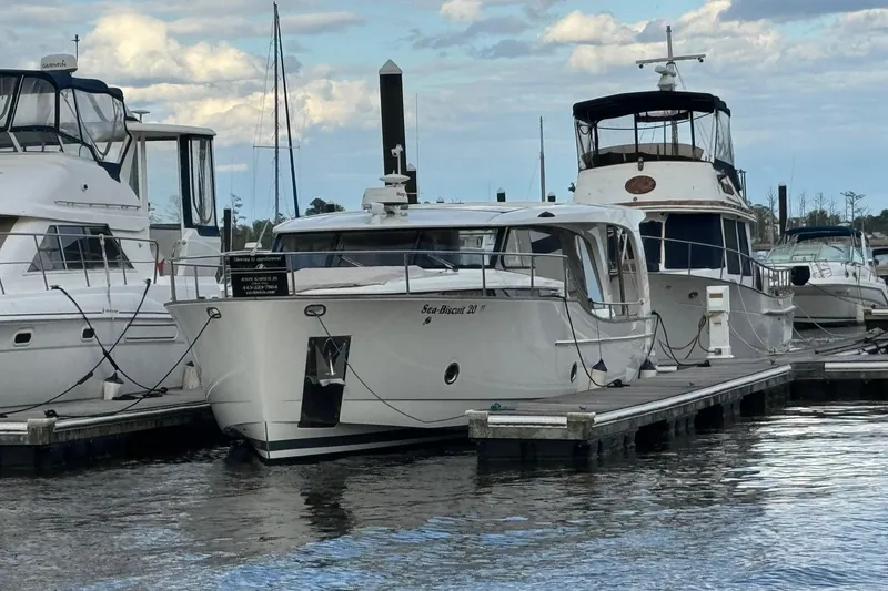 Slide: The Image of Greenline 40 Hybrid 2022 - 114