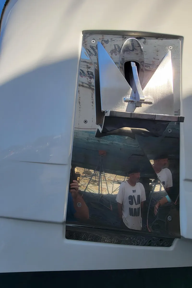 Slide: The Image of Greenline 40 Hybrid 2022 - 67