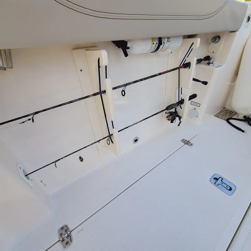 Slide: The Image of Pursuit OS 325 Offshore 2023 - 51