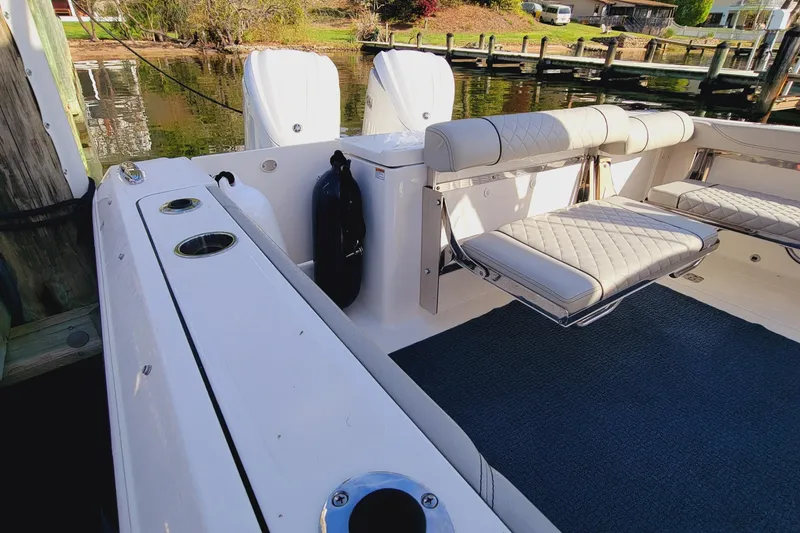 Slide: The Image of Pursuit OS 325 Offshore 2023 - 61