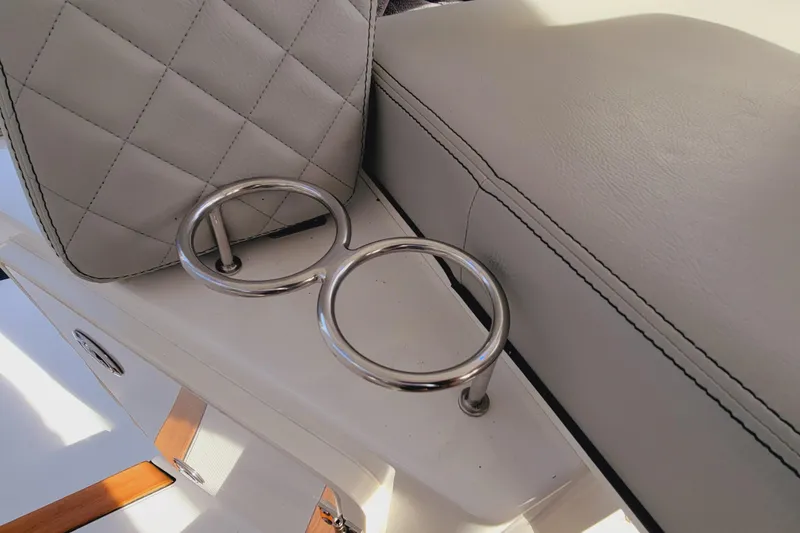 Slide: The Image of Pursuit OS 325 Offshore 2023 - 63