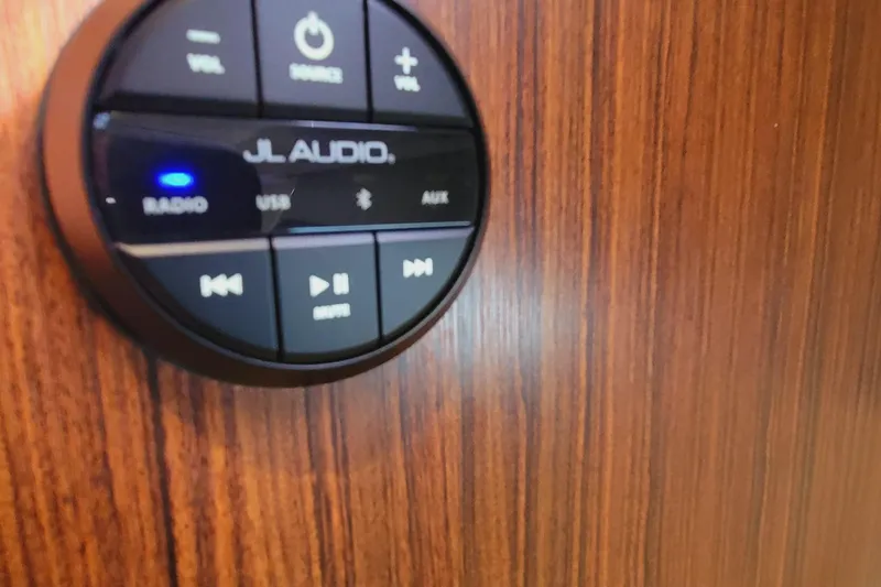 Slide: The Image of Pursuit OS 325 Offshore 2023 - 76