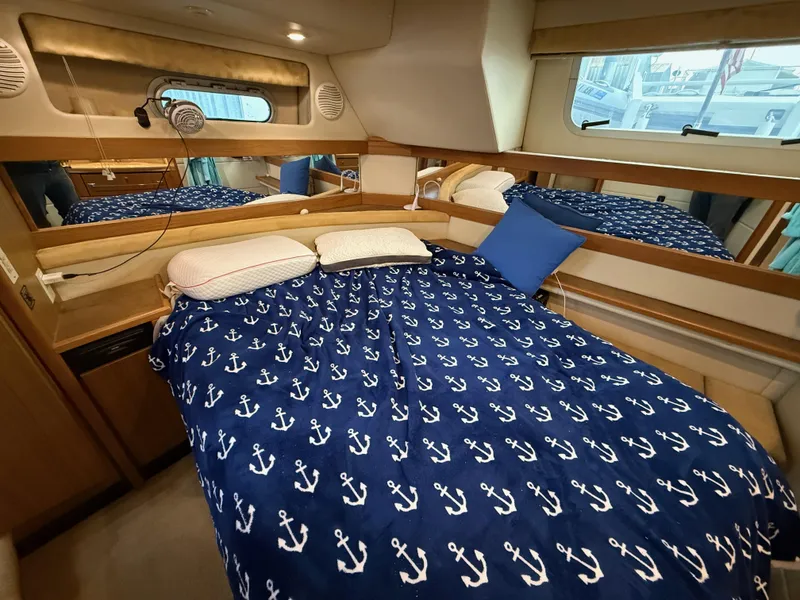 Slide: The Image of Aft Cabin - 16