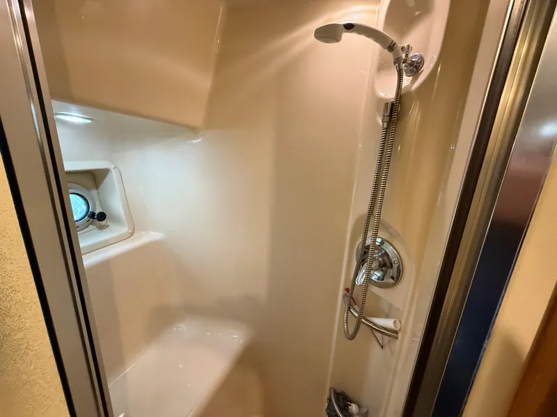 Slide: The Image of Aft Cabin Shower - 22