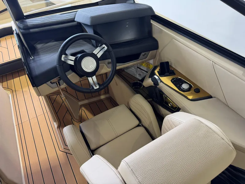 Slide: The Image of Nautique Super Air Nautique G25 2025 - 25