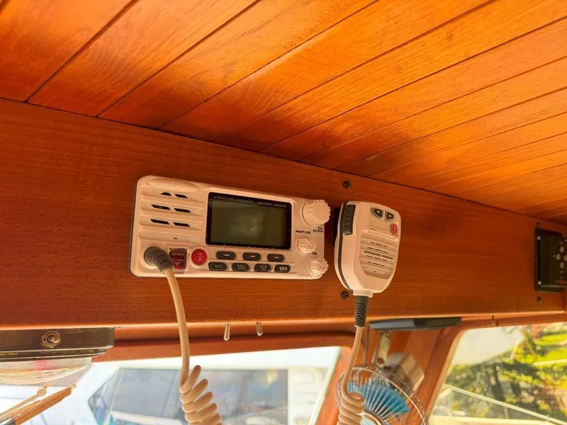 Slide: The Image of Interior view of 1980 Ocean Alexander 50 MK1 with marine radio equipment. - 24