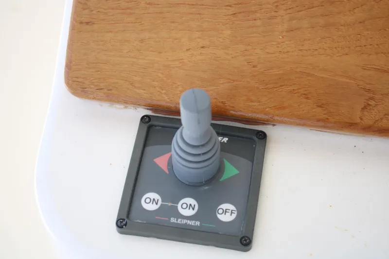 Slide: The Image of Joystick control panel on a 1999 Ocean Yachts model. - 34