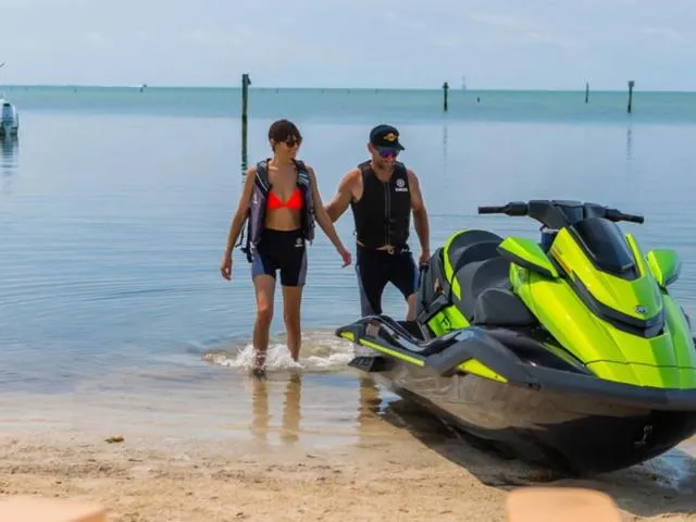 Slide: The Image of Yamaha FX Cruiser SVHO 2024 - 15