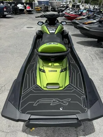 Slide: The Image of Yamaha FX Cruiser SVHO 2024 - 7