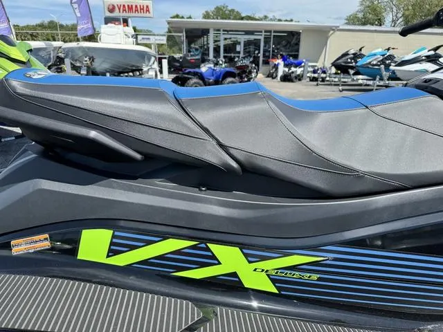 Slide: The Image of Yamaha VX® Deluxe with Audio 2024 - 8