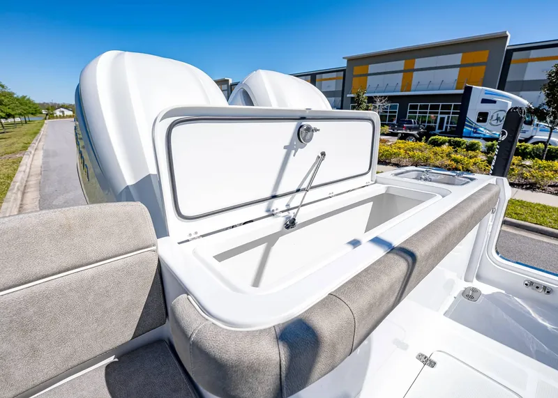 Slide: The Image of Sea Hunt Gamefish 27 Forward Seating 2025 - 12
