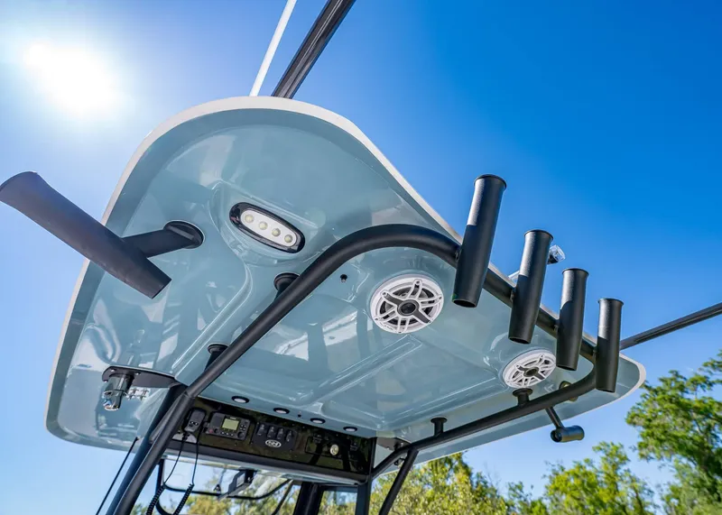 Slide: The Image of Sea Hunt Gamefish 27 Forward Seating 2025 - 16