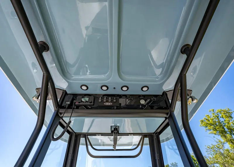 Slide: The Image of Sea Hunt Gamefish 27 Forward Seating 2025 - 19