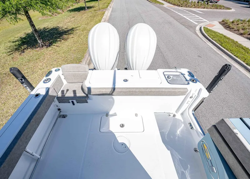 Slide: The Image of Sea Hunt Gamefish 27 Forward Seating 2025 - 25