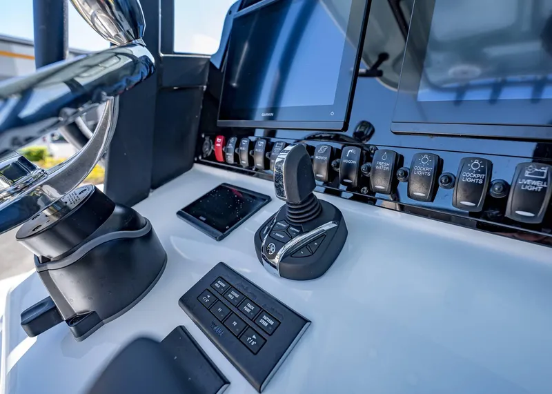 Slide: The Image of Sea Hunt Gamefish 27 Forward Seating 2025 - 29