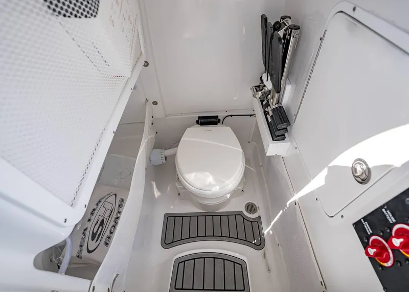 Slide: The Image of Sea Hunt Gamefish 27 Forward Seating 2025 - 34