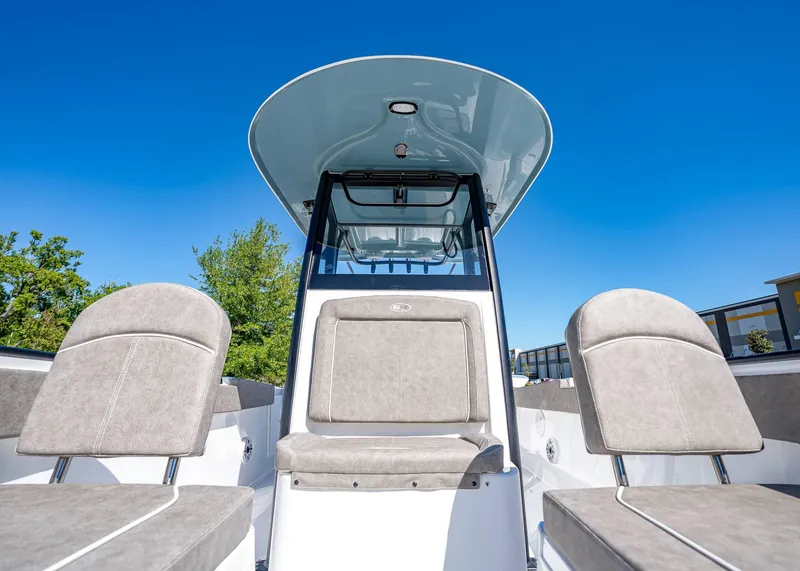 Slide: The Image of Sea Hunt Gamefish 27 Forward Seating 2025 - 36