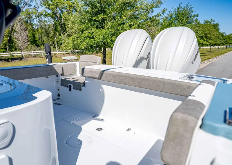 Slide: The Image of Sea Hunt Gamefish 27 Forward Seating 2025 - 9