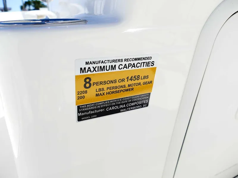 Slide: The Image of 2025 Bulls Bay 2200 capacity label: 8 persons or 1458 lbs, max horsepower 200. - 40