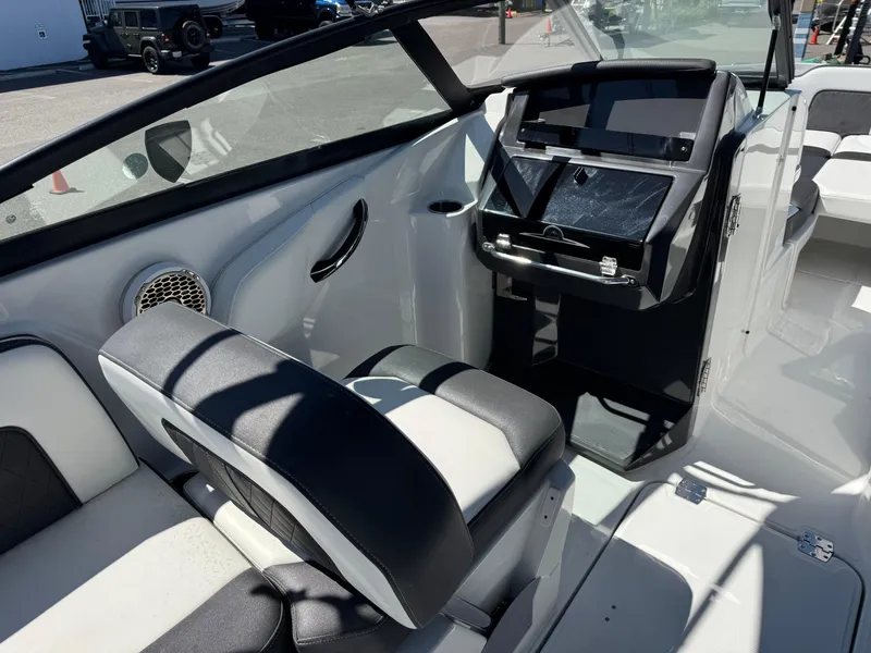 Slide: The Image of Monterey M-65 2020 - 52