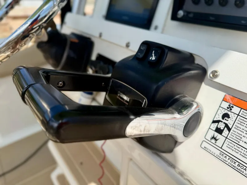 Slide: The Image of Sea Fox 266 Commander 2016 - 23