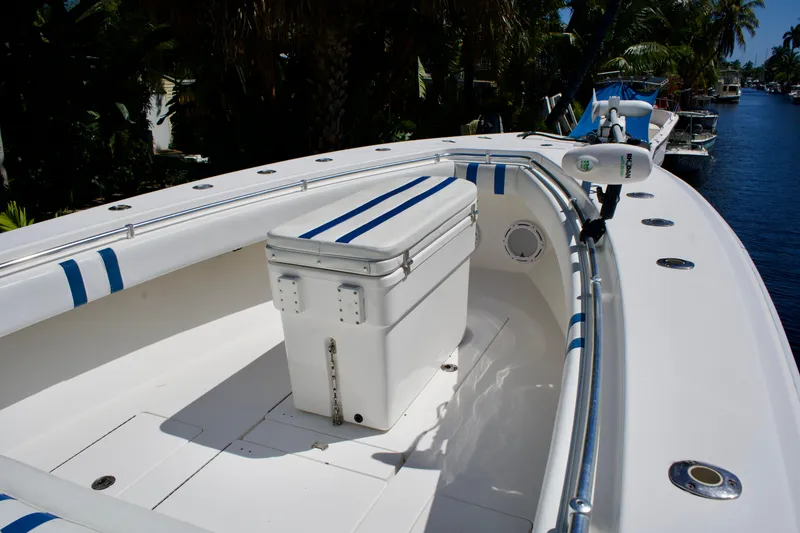 Slide: The Image of Contender 32 MH3 - Coffin Box - 23