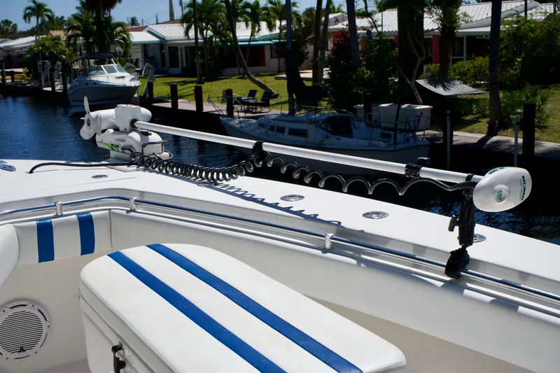 Slide: The Image of Contender 32 MH3 - Coffin Box - 25