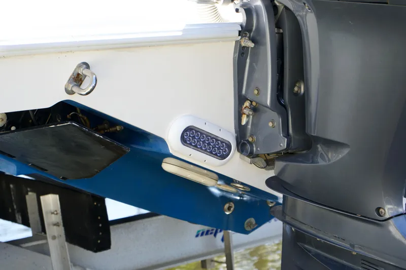 Slide: The Image of Contender 32 MH3 - LED light - 30