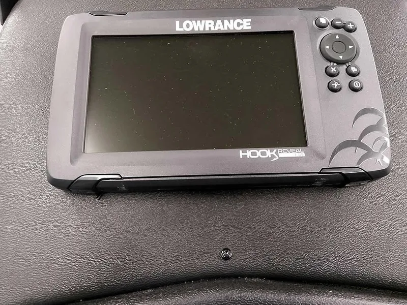 Slide: The Image of Lowrance HOOK Reveal fish finder on Ranger RT178 SC, 2025 model. - 26