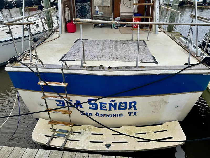 Slide: The Image of Chris-Craft 410 Commander 1983 - 3