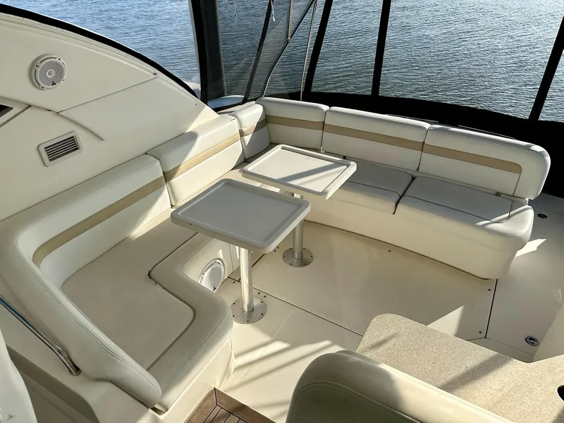 Slide: The Image of Sea Ray 4300 Sundancer 2009 - 13